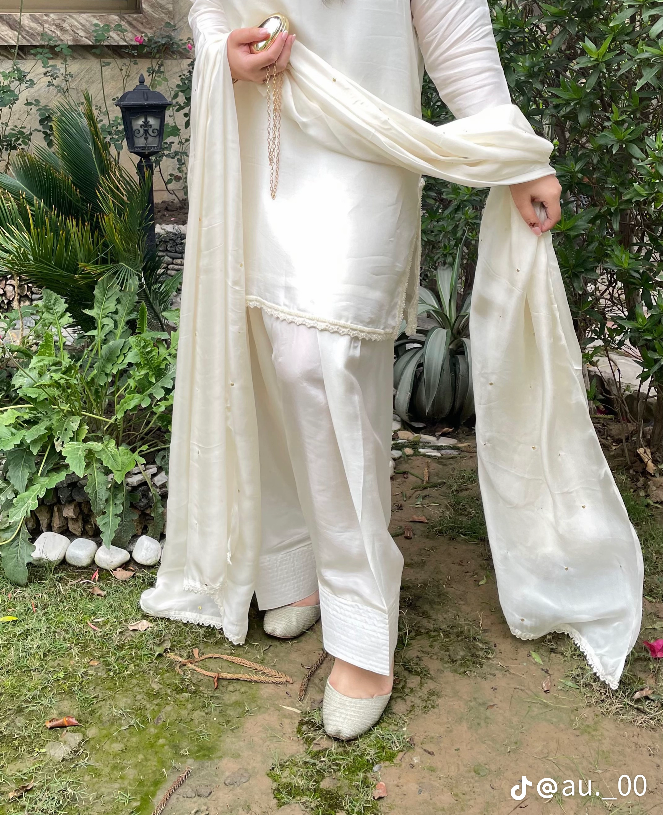 Sidra Batool image