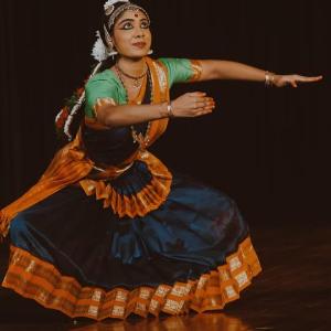 Varsha Bharatanatyam Kalakshetra style online tutor ₹ 500