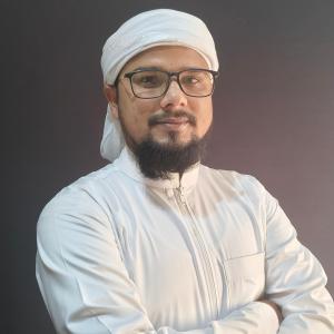 Mufti Junaid Nadwi image