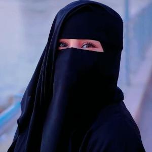 Saliha Tahir image