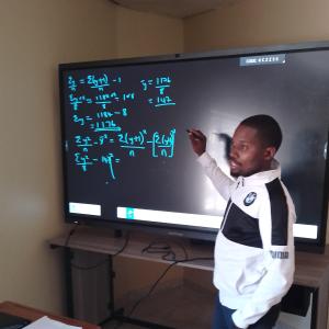 Upright Ndlovu image