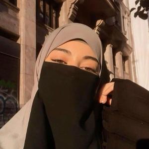Hamda Tahir image