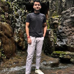Akash Dubey image