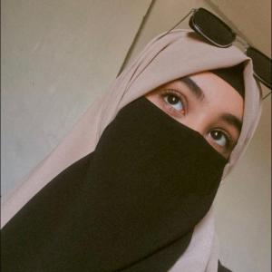 Manahil Imran image