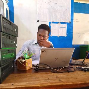 Ian Odanga image