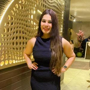 Sapna Lakhani English,Hindi,Science online tutor  300 -  450/hour