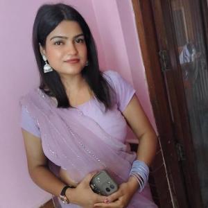 Shivani image