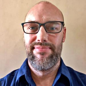 Derek Hiner image