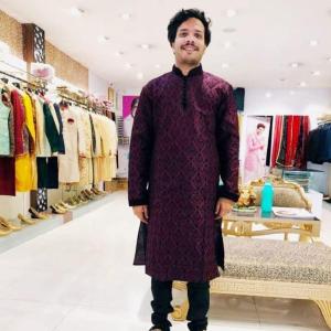 Adhikari Eswara Avinash image