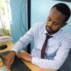Gibson Kuria image
