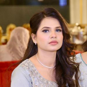 Zoya image