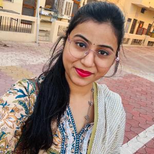 Khushbu image