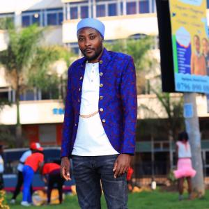 Kiarie image