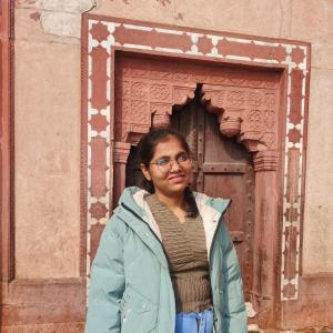 Ishika Singh image