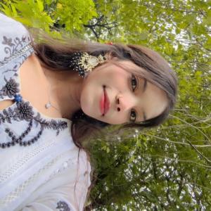 Sana Momin image