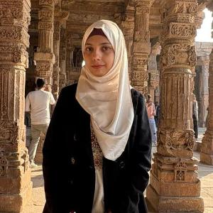 Nishat Fatima image