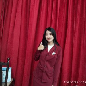 Teacher Ree image