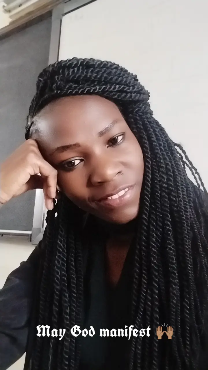 Mme. Olga Amenya image