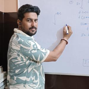 Satish Pandey image
