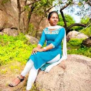 Kanimozhi image