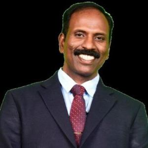 Dr. Bharat Chaugule image