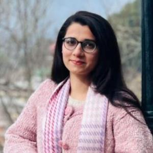 Alveena Muti image