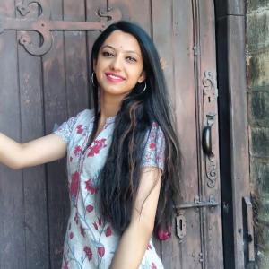 Niyati Chauhan image